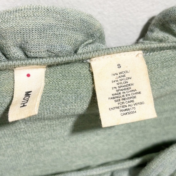 ANTHROPOLOGIE MOTH Women’s Green Ruffled Neckline NEW DAY HAZE Sweater Size S - Picture 4 of 6